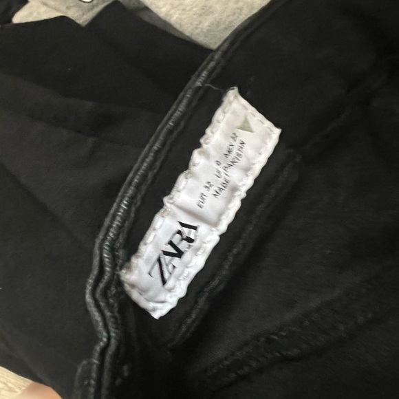 ZARA Sculpt High Rise Ankle Length Black Jeans Size 0 3643/050 New - Picture 4 of 6